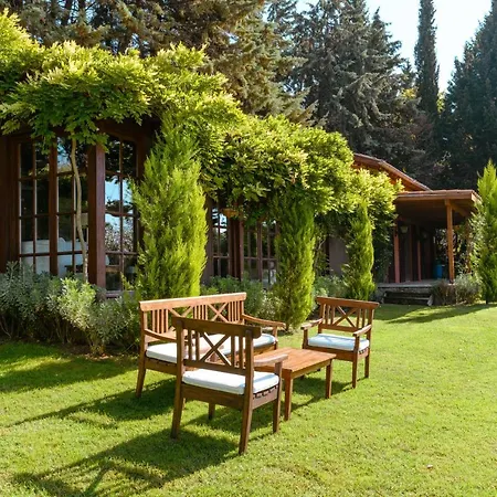 The House Hotel Boyalica