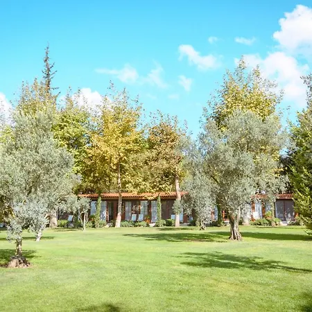 Hotel The House Boyalica