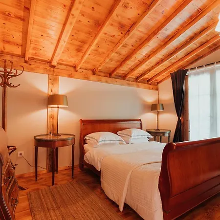 Hotel The House Boyalica
