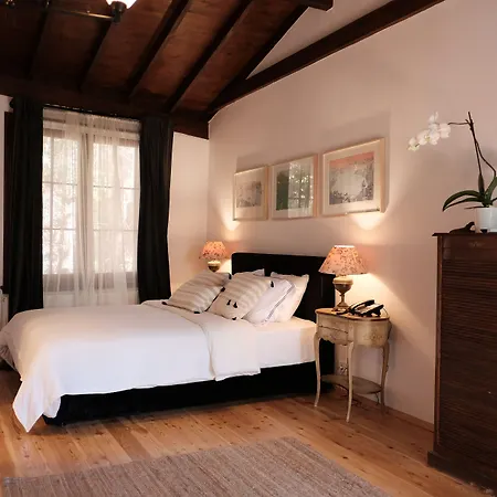 The House * Boyalica