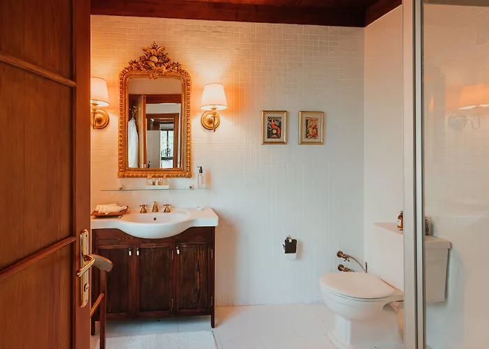 The House * Boyalica